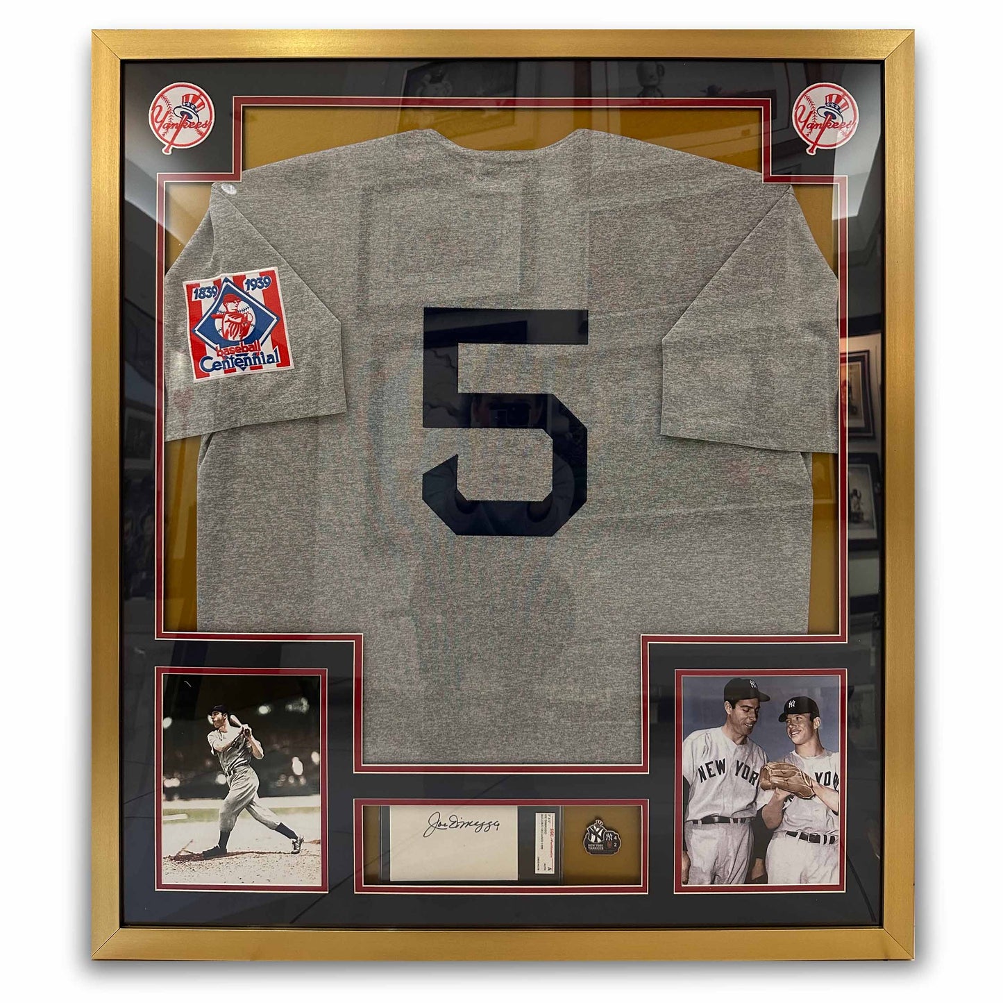 Art Center Gallery 5 DIMAGGIO Framed Sports Jersey