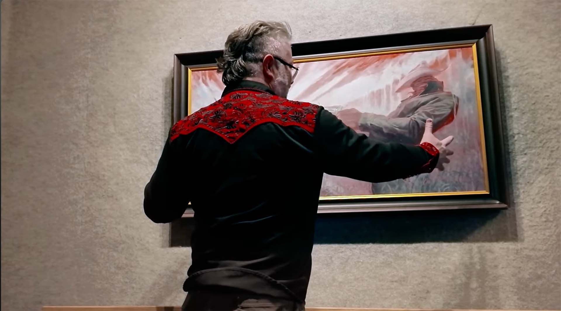 Load video: Video of Gabe Leonard talking about Cowboy Western Art
